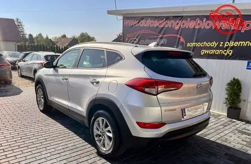 HYUNDAI Tucson 