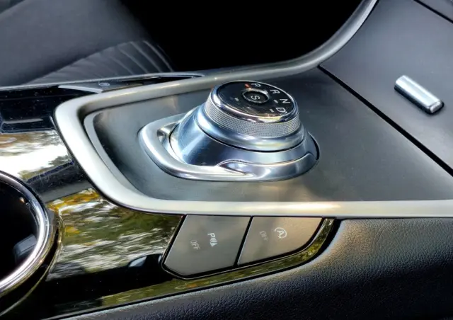 FORD S-Max 2.0 EcoBlue TITANIUM