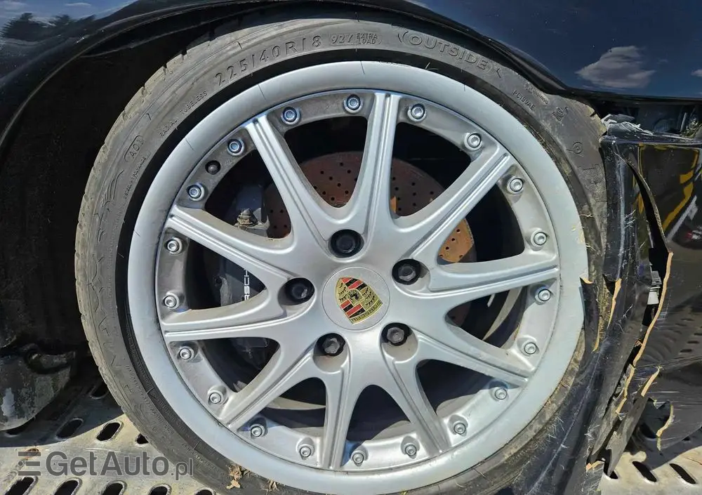 PORSCHE 911 Carrera