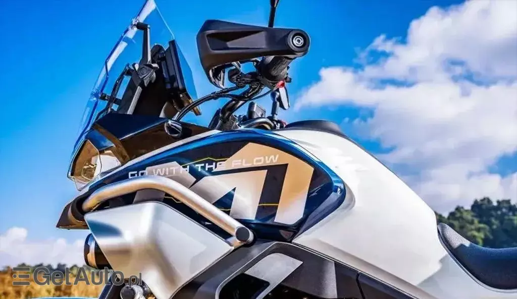 CF MOTO 800 MT Explore 