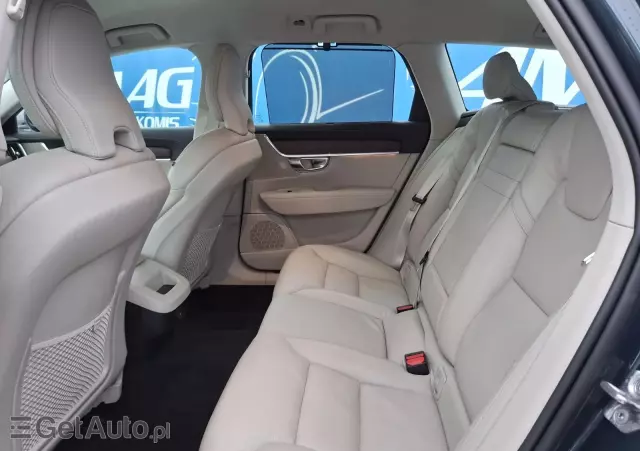 VOLVO V90 B4 D Geartronic Momentum