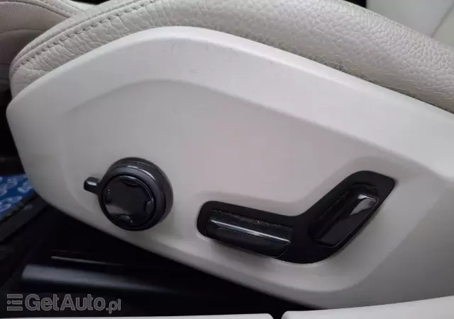 VOLVO V90 B4 D Geartronic Momentum