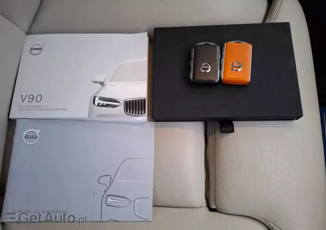 VOLVO V90 B4 D Geartronic Momentum