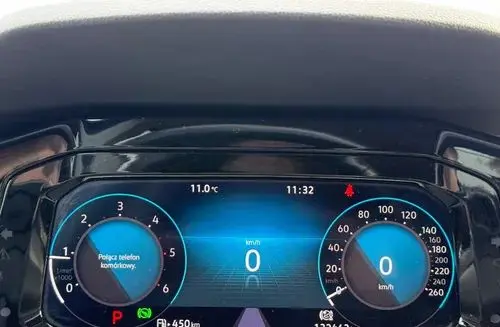 VOLKSWAGEN 2.0 TDI SCR DSG Life 