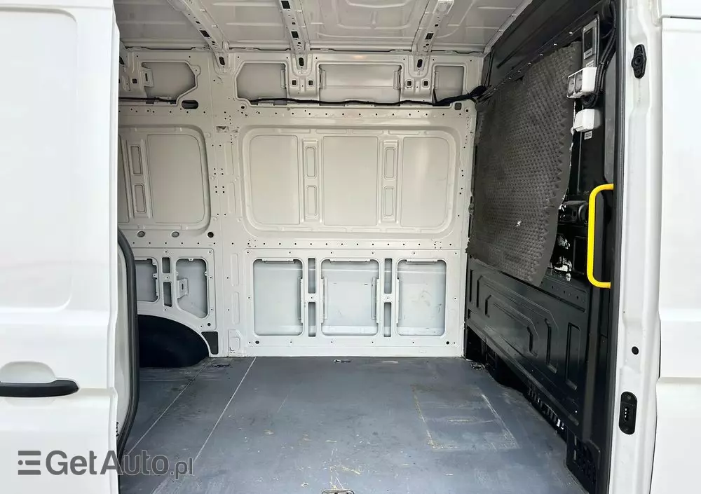 VOLKSWAGEN CRAFTER L2H2 