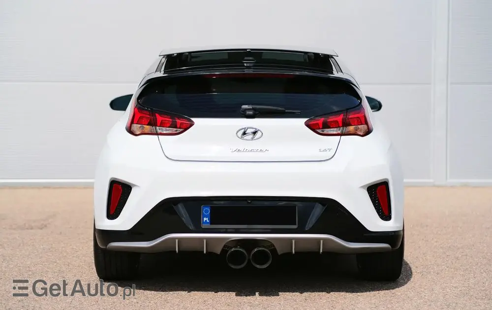 HYUNDAI Veloster 