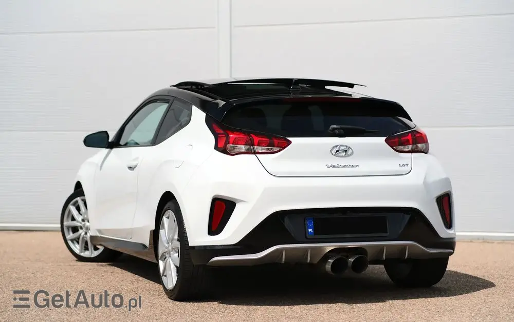 HYUNDAI Veloster 