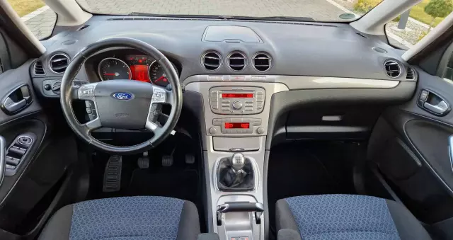 FORD Galaxy 2.0 TDCi Titanium