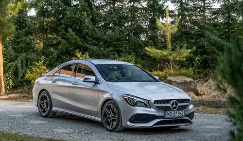 MERCEDES-BENZ CLA 