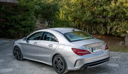 MERCEDES-BENZ CLA 