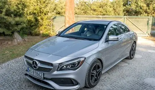 MERCEDES-BENZ CLA 