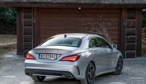 MERCEDES-BENZ CLA 