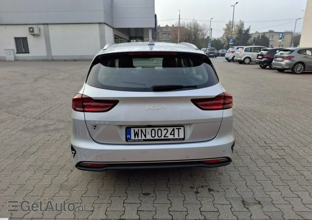 KIA Ceed 1.5 T-GDI M DCT