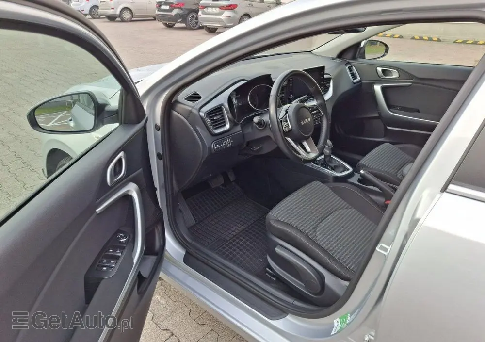 KIA Ceed 1.5 T-GDI M DCT