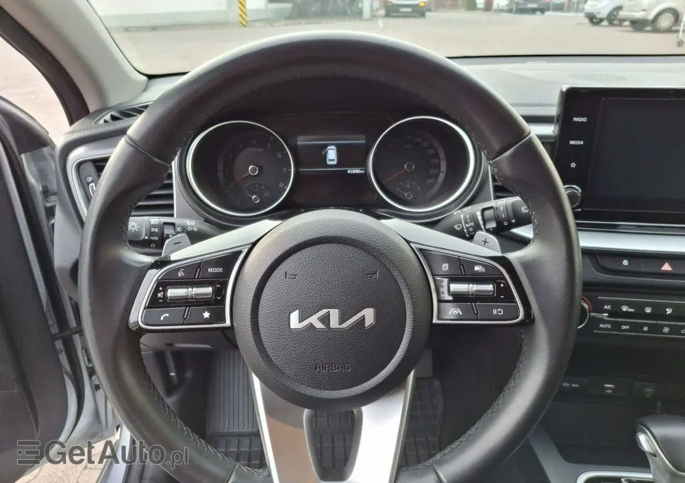 KIA Ceed 1.5 T-GDI M DCT