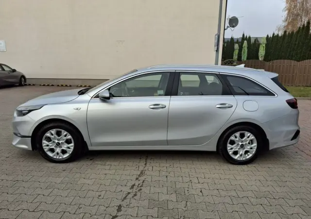 KIA Ceed 1.5 T-GDI M DCT