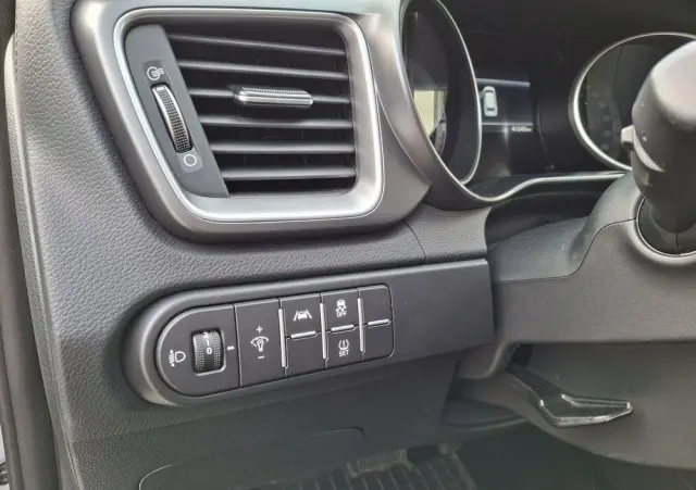 KIA Ceed 1.5 T-GDI M DCT