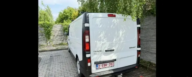 RENAULT Trafic 