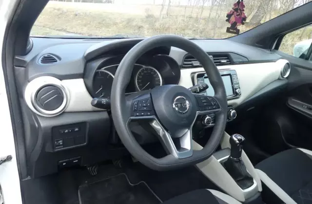 NISSAN Micra 