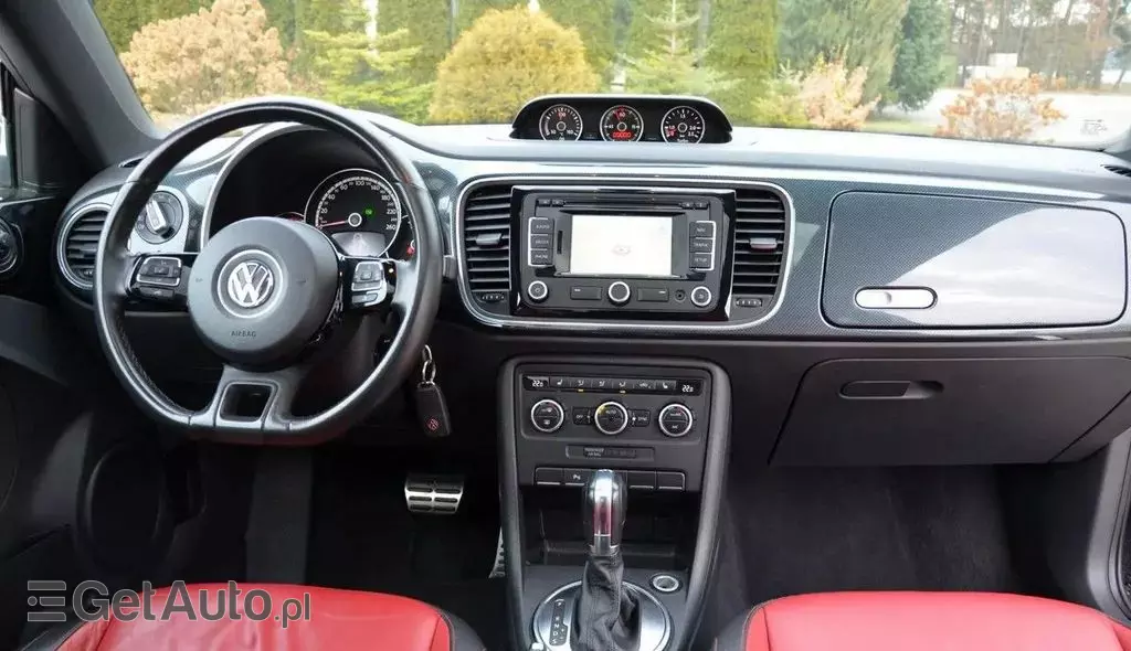 VOLKSWAGEN Beetle 