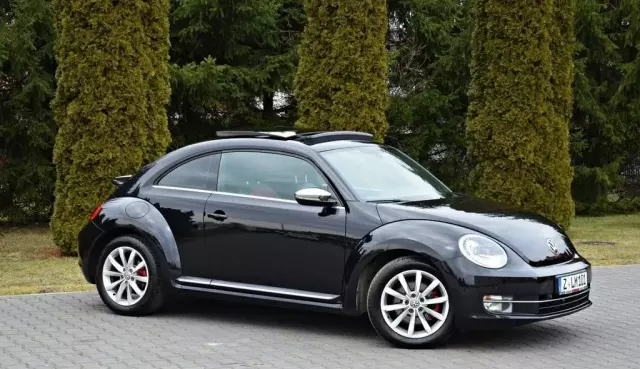 VOLKSWAGEN Beetle 