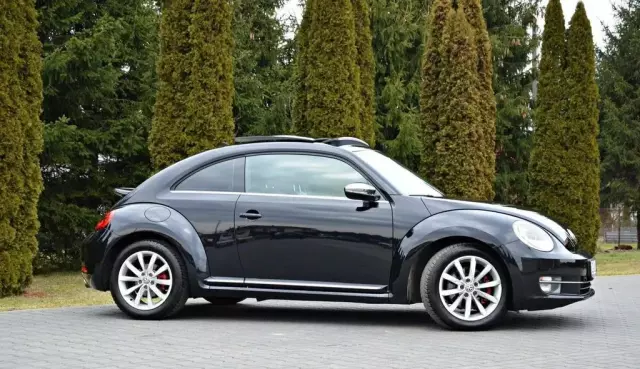 VOLKSWAGEN Beetle 