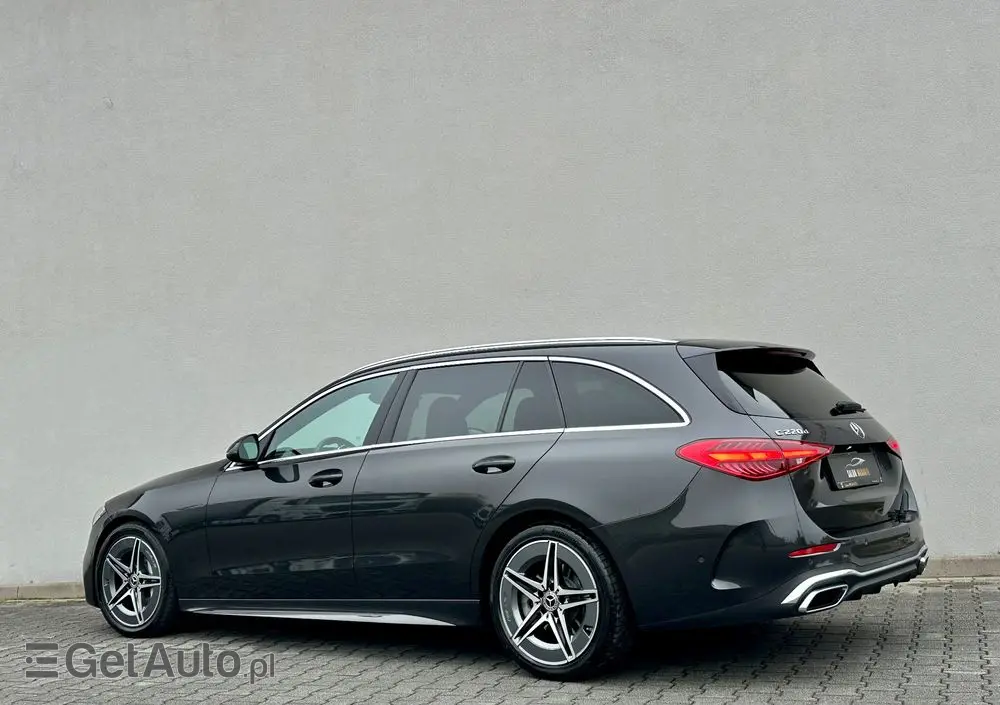 MERCEDES-BENZ Klasa C 220 d 9G-TRONIC AMG Line