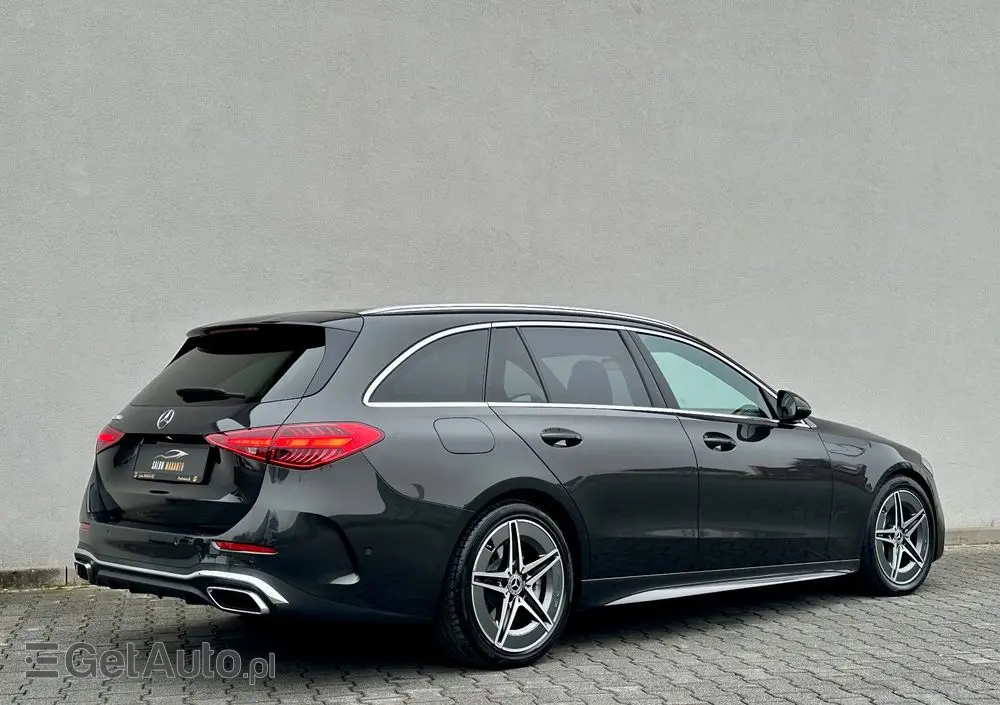 MERCEDES-BENZ Klasa C 220 d 9G-TRONIC AMG Line