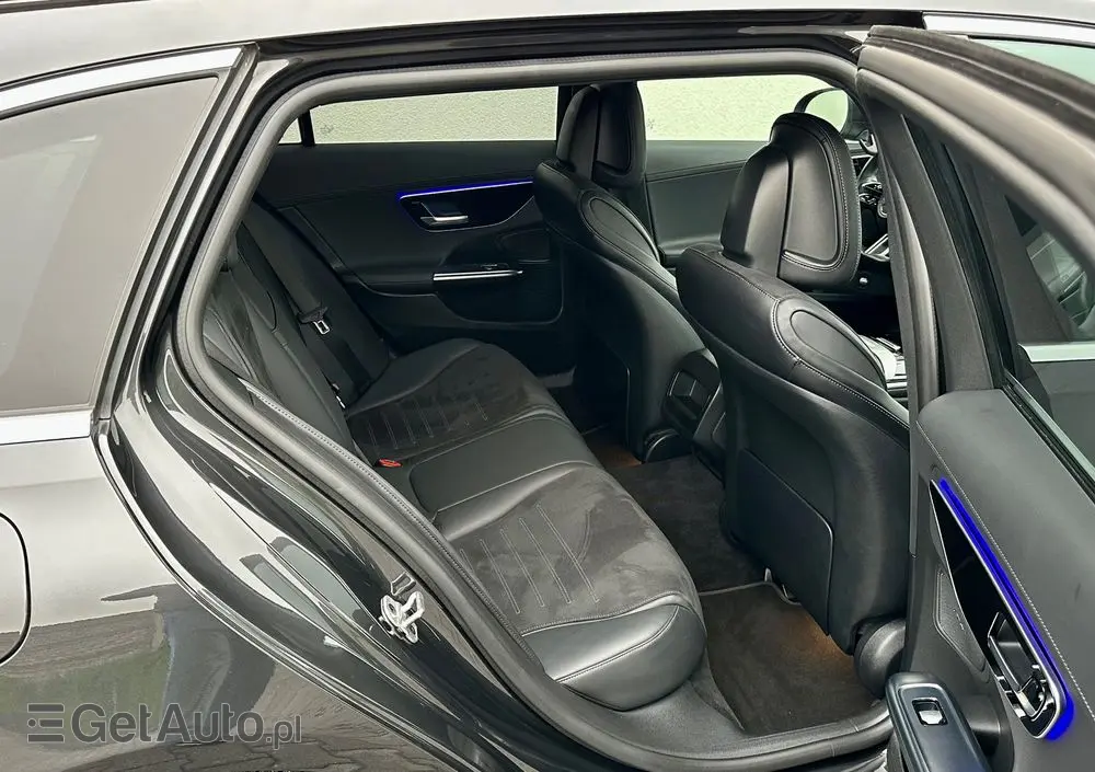 MERCEDES-BENZ Klasa C 220 d 9G-TRONIC AMG Line