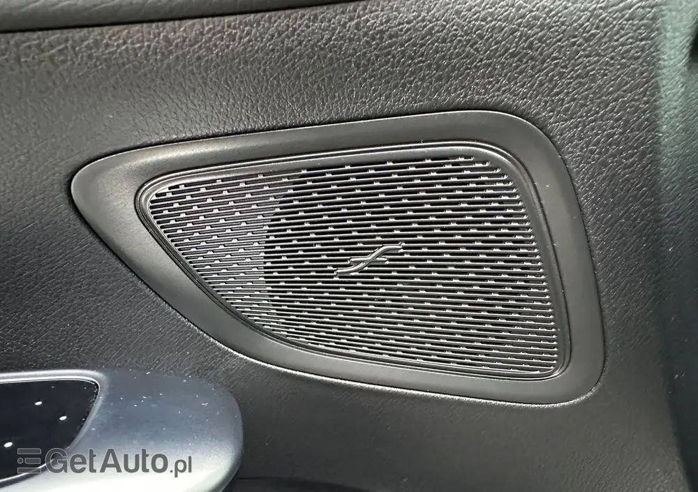 MERCEDES-BENZ Klasa C 220 d 9G-TRONIC AMG Line