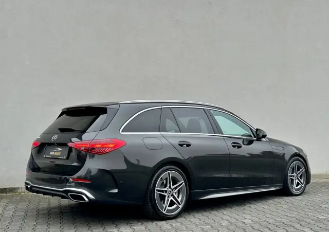 MERCEDES-BENZ Klasa C 220 d 9G-TRONIC AMG Line