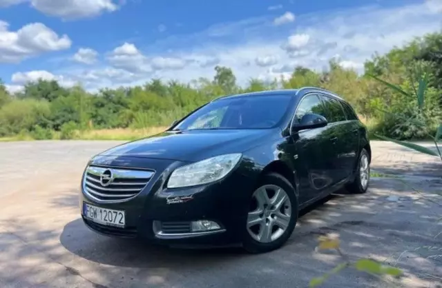 OPEL Insignia 