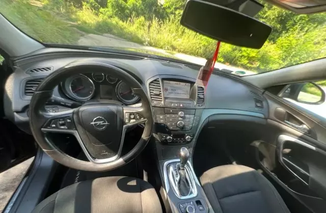 OPEL Insignia 