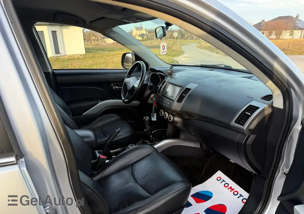 CITROËN C-Crosser 2.4 Exclusive