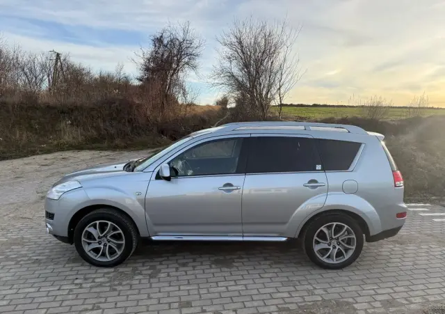 CITROËN C-Crosser 2.4 Exclusive