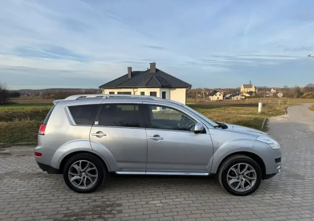 CITROËN C-Crosser 2.4 Exclusive