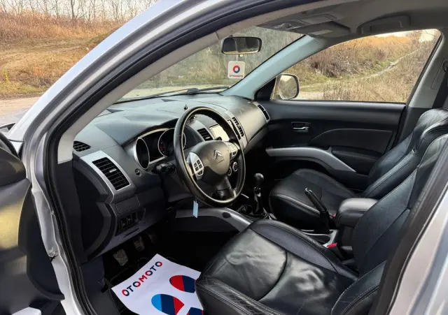 CITROËN C-Crosser 2.4 Exclusive