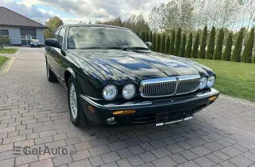 JAGUAR XJ 