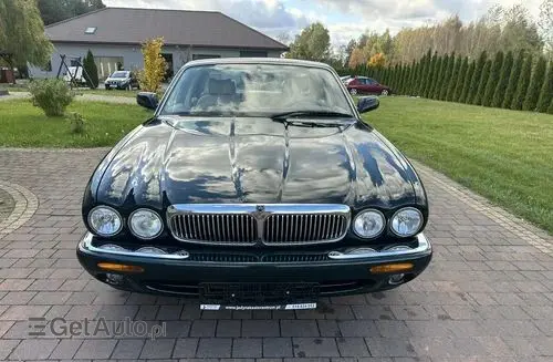 JAGUAR XJ 