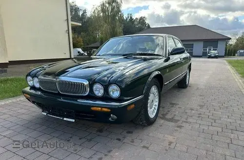 JAGUAR XJ 