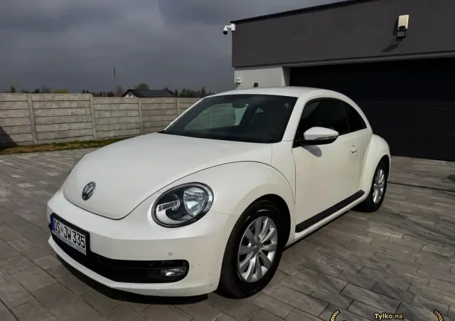 VOLKSWAGEN Beetle 