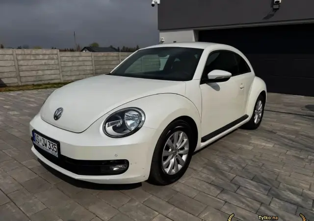 VOLKSWAGEN Beetle 