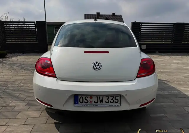 VOLKSWAGEN Beetle 