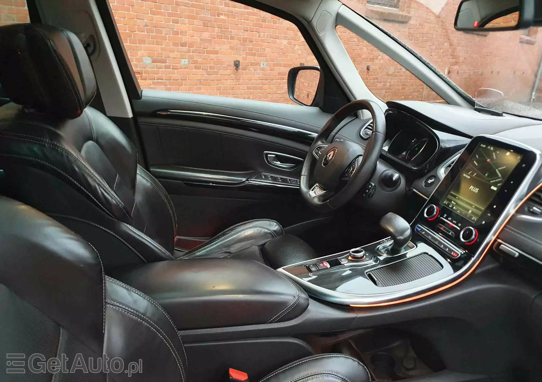 RENAULT Espace 1.6 dCi Energy Initiale Paris EDC 7os