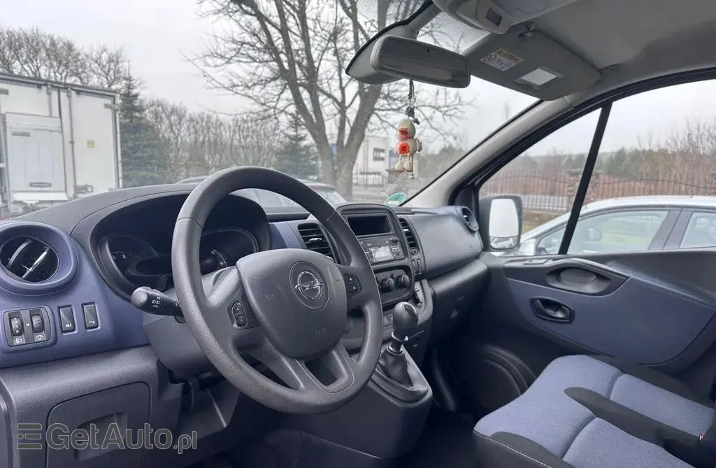 OPEL Vivaro 