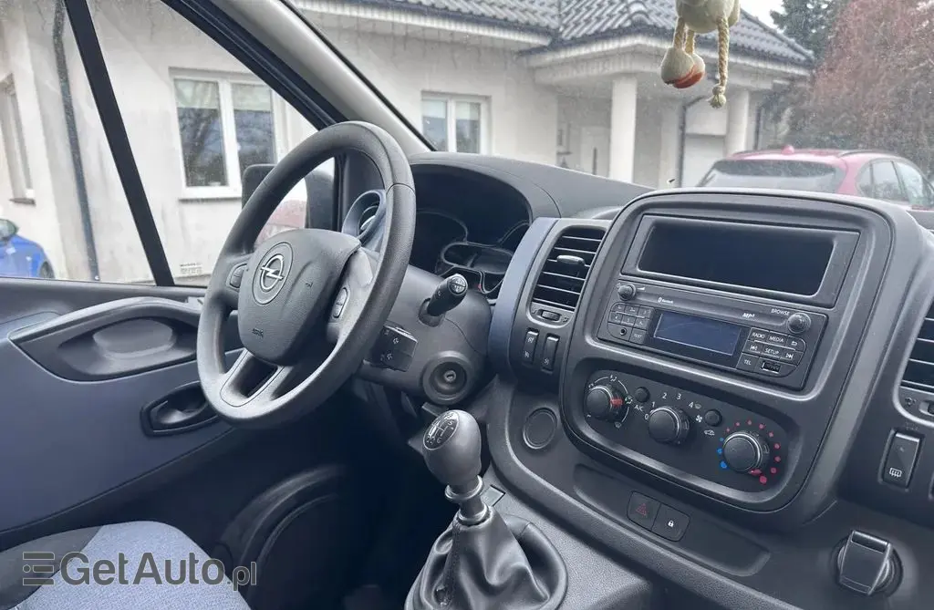 OPEL Vivaro 