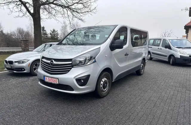 OPEL Vivaro 