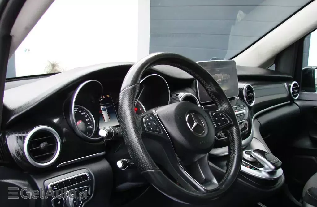 MERCEDES-BENZ Klasa V 