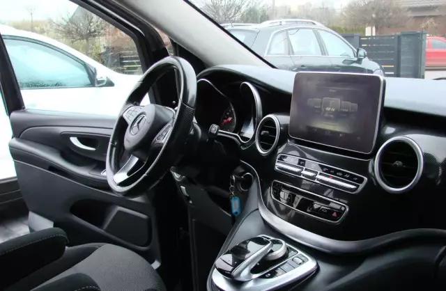 MERCEDES-BENZ Klasa V 