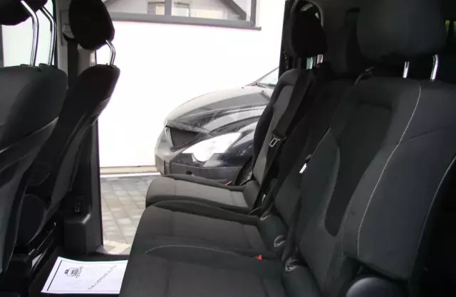 MERCEDES-BENZ Klasa V 